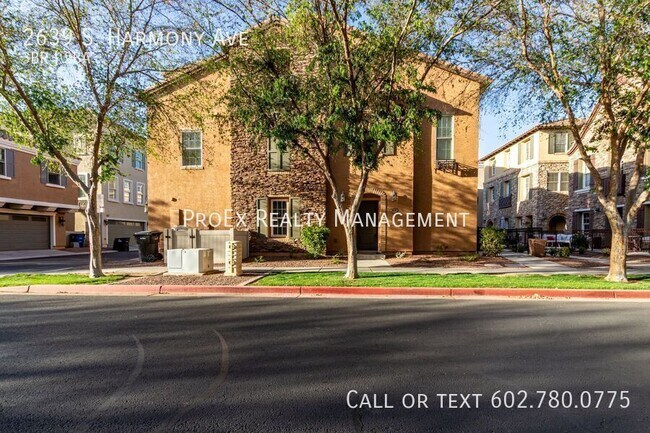 Foto del edificio - 2639 S Harmony Ave