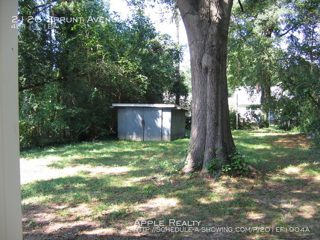Building Photo - 2126 Sprunt Ave - Available mid-July!