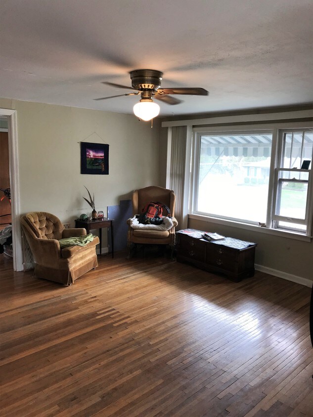Foto principal - 800 S Vine St