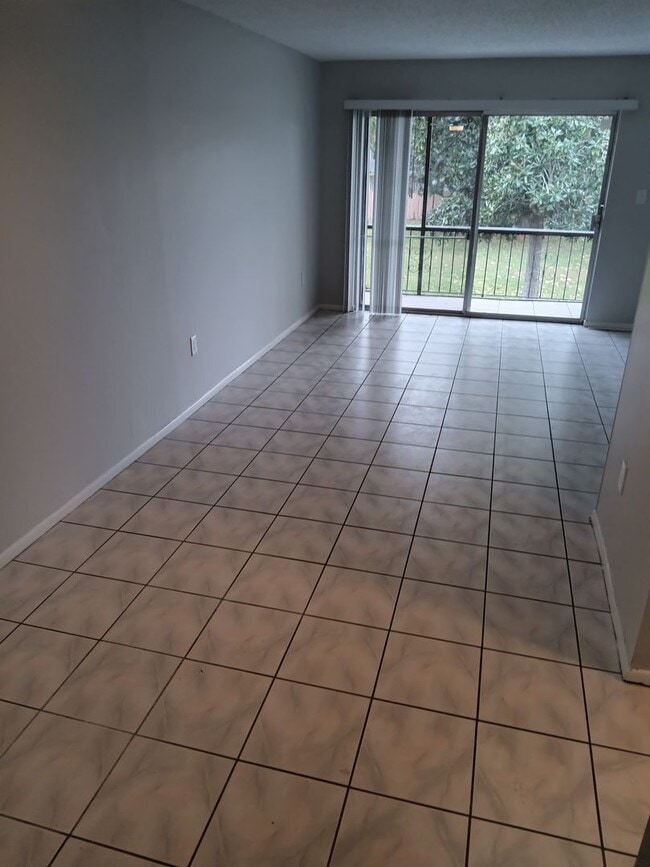 Photo - 1904 Honour Rd Apartment