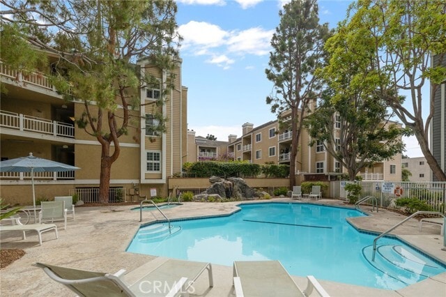 Building Photo - 8505 Gulana Ave