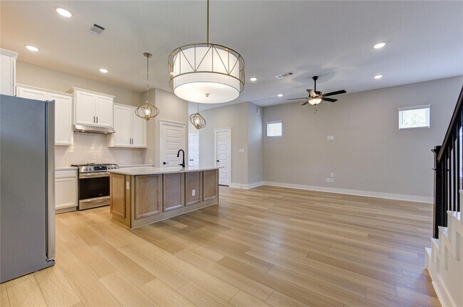Foto del edificio - 18515 Parkland Row Dr