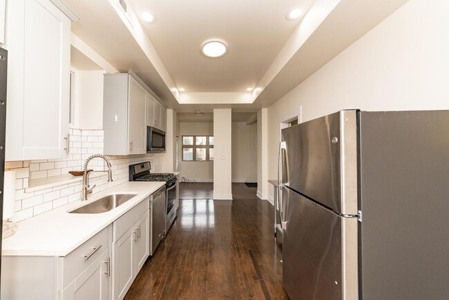 Photo - 2 bedroom in Chicago IL 60647 Apartment