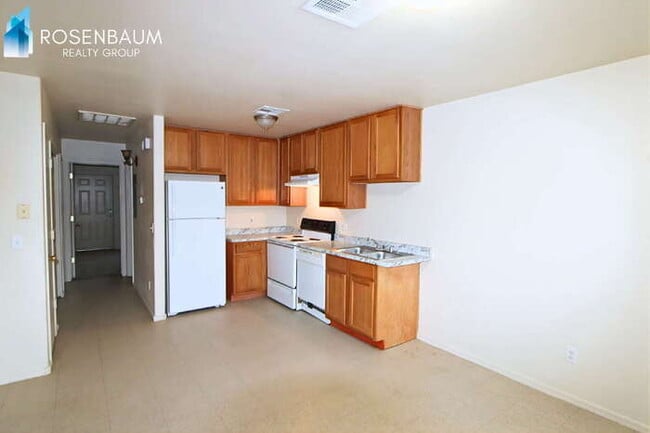 Foto del edificio - 8281 W Sandy Ln