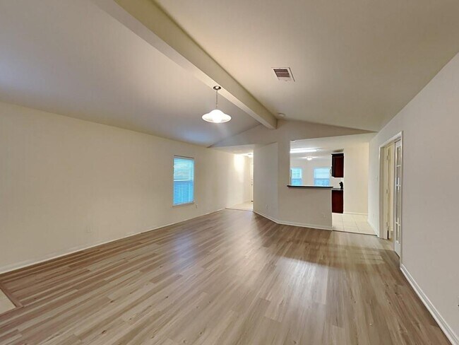 Foto del edificio - 22431 Bauer Canyon Dr