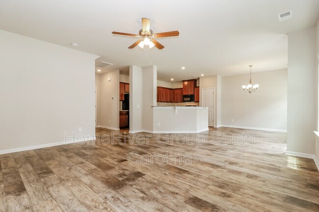 Building Photo - 224 Sugarberry Ln