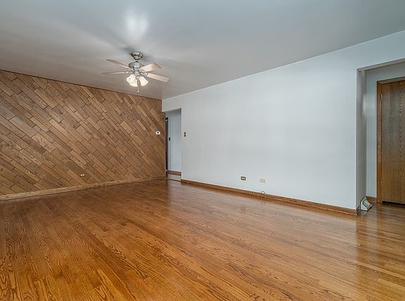 Building Photo - 6941 W 96th Pl