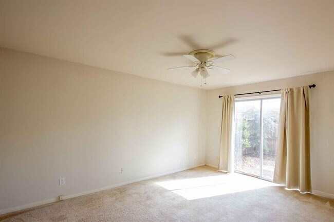 Building Photo - 9023 Gaylord Dr