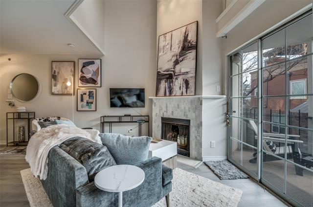 Foto principal - 3033 San Jacinto St