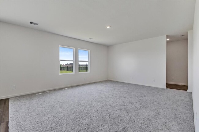 Building Photo - 27235 Blue Pool Dr