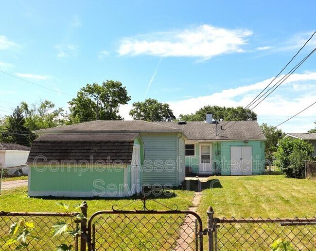 Building Photo - 1337 170th Pl
