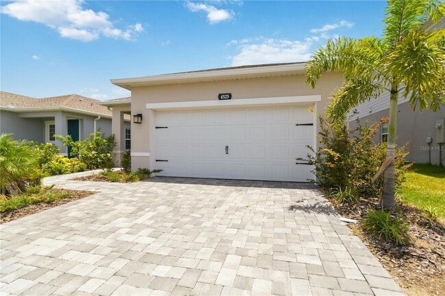Foto del edificio - 4525 Pippin Ln