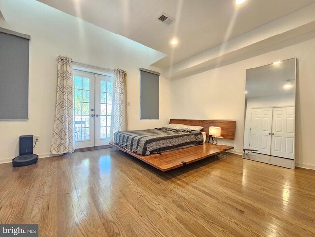 Foto del edificio - 1311 S St SE