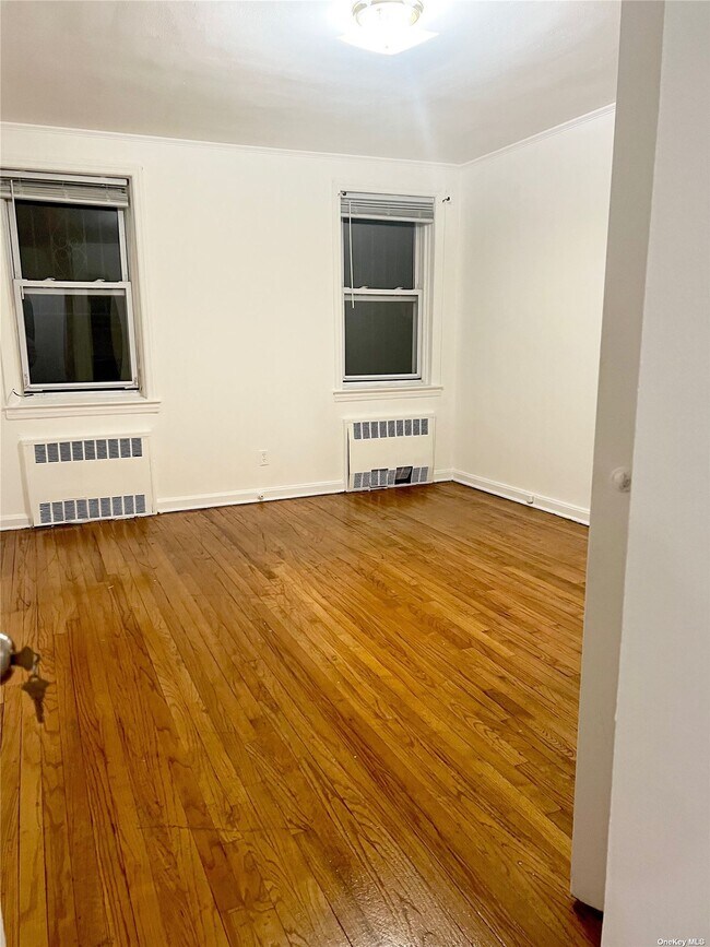 Building Photo - 604 Remsen Ave