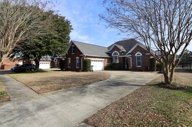 Foto del edificio - 1855 Beachforest Way