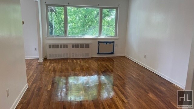 Foto del edificio - NEWLY RENOVATED XXL 3 BEDROOMS WITH PRIVAT...