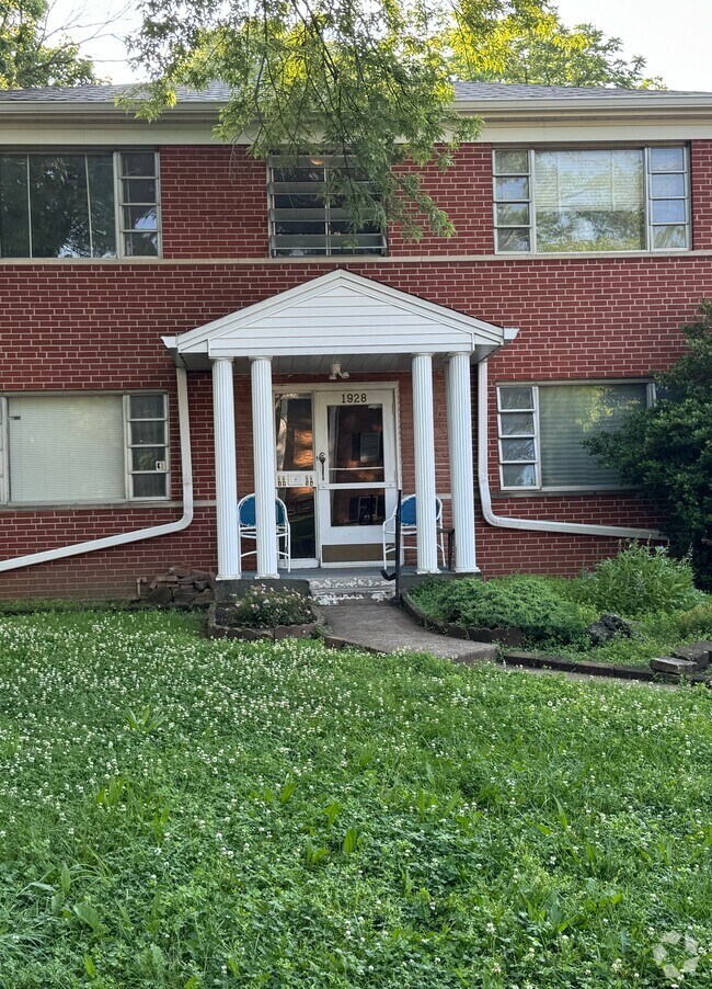Building Photo - 1928 Sutton Ave