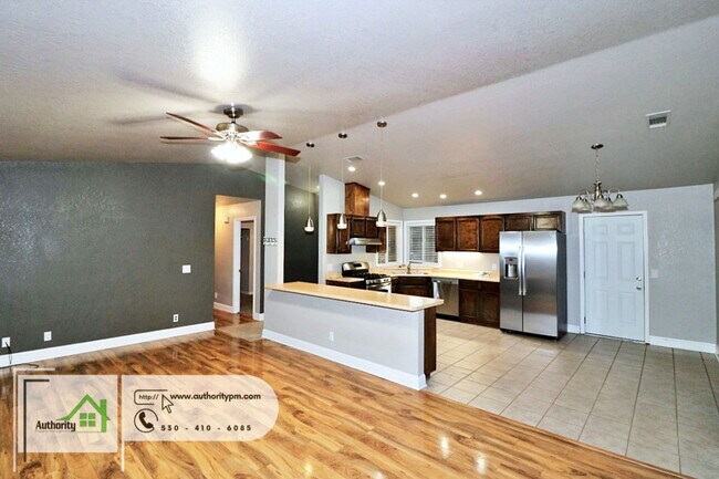 Foto del edificio - 1947 Mary Lake Dr