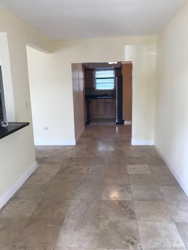 1316 NE 105th St Unit 103, Miami Shores, FL 33138 Room for Rent in