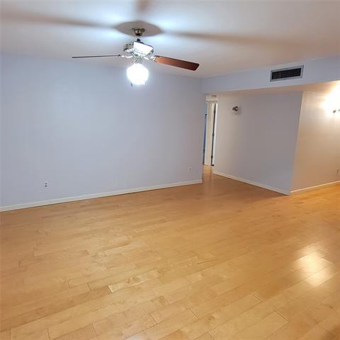 Building Photo - 610 Edelweiss Dr