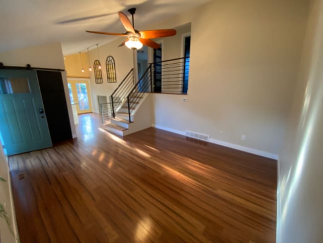 Foto del edificio - 1336 Sioux Blvd