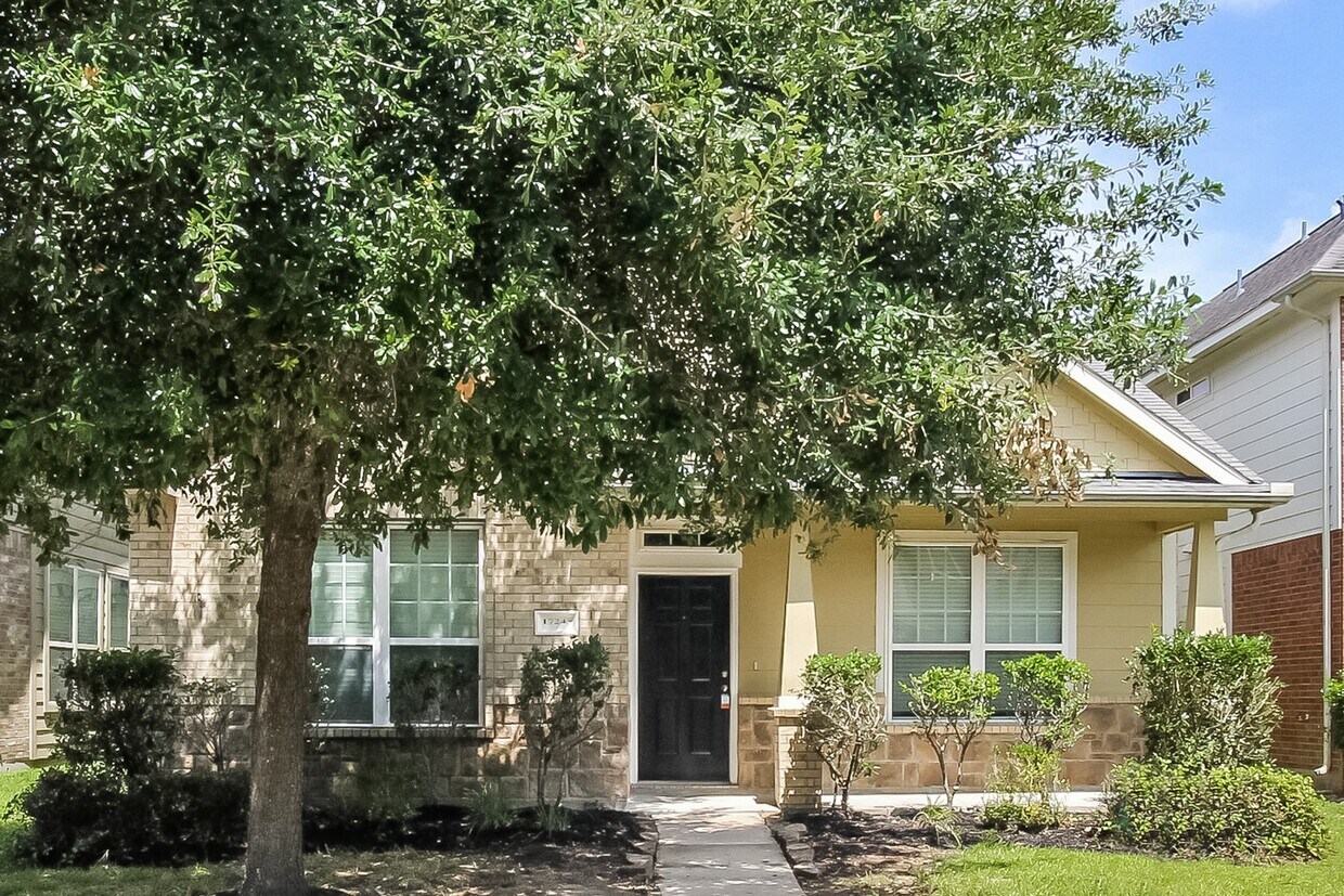 Foto principal - 17243 Lafayette Hollow Ln