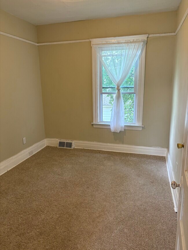 Foto del edificio - 9401 Navarre St