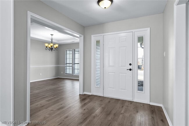 Building Photo - 8808 Skypark Dr