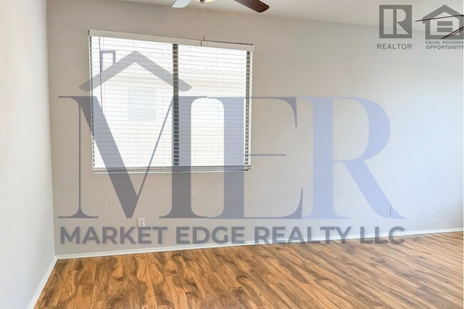 Foto del edificio - 4 Bed/2 Bath House in Avondale! JOIN THE W...