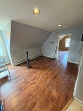 Building Photo - 220 S Burnet St