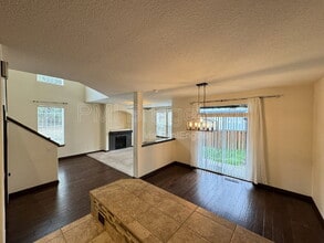 Building Photo - 3614 SE Trellis Pl