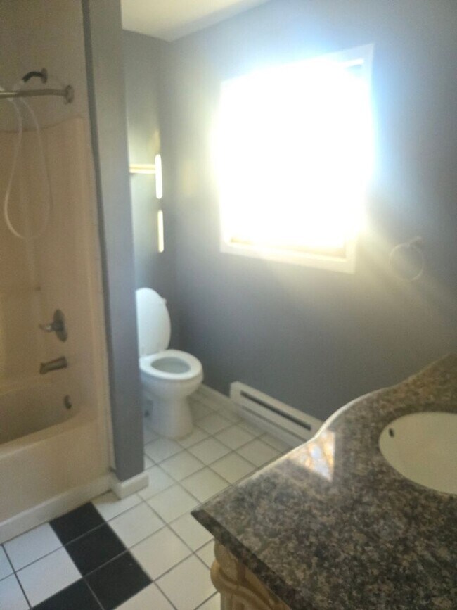 Foto del edificio - 546 Granny Rd