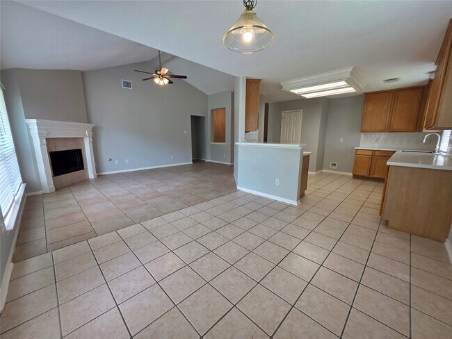 Building Photo - 3602 Brookstone Ct