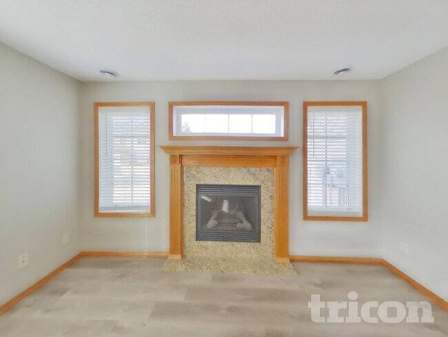 Foto del edificio - 10082 179th Ln NW