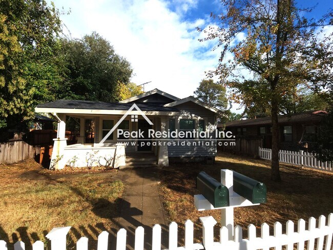 Foto del edificio - Cute 2 bd/1 ba Roseville House