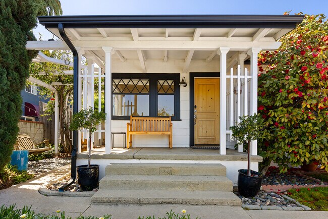 Foto del edificio - 4841 Avoca St