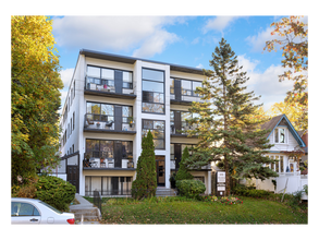 Building Photo - 619 Woodbine Avenue