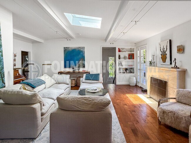 Foto del edificio - Modern Mill Valley Retreat - A/C - EV - FO...