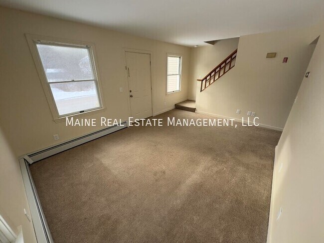 Building Photo - 53 Valley View Ln