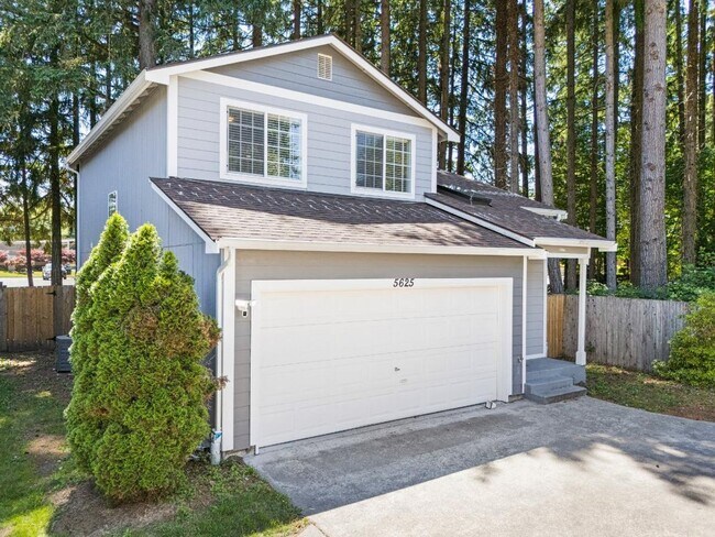 Building Photo - Updated 3 Bed Home for Rent in Lacey | Vau...