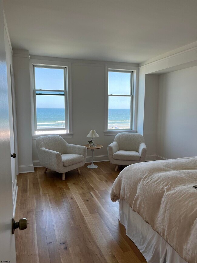 Foto del edificio - 112 S Oxford Ave