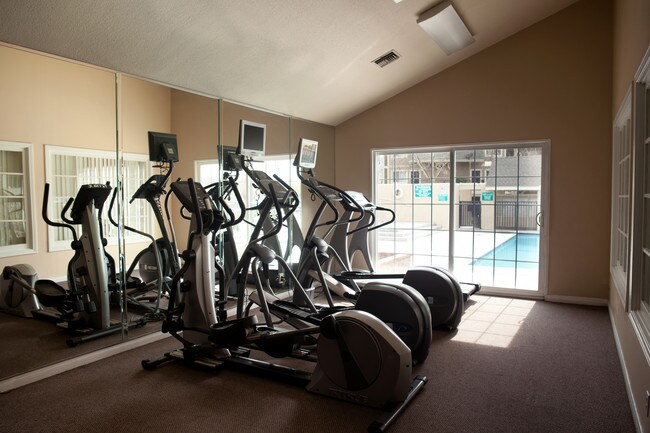 Sierra Canyon Apartments Canyon Country, CA