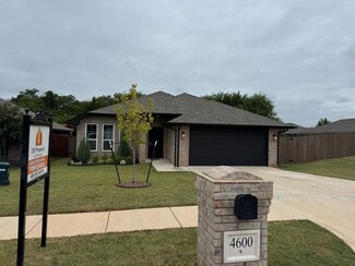 Building Photo - 4600 Osprey Dr