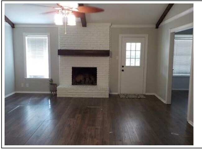 Building Photo - 617 Sutherland Dr
