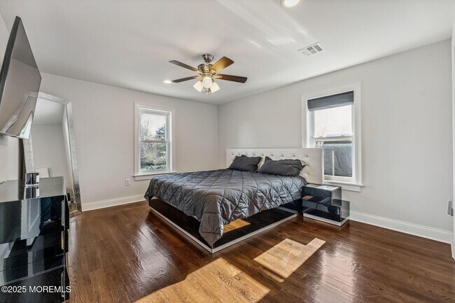 Foto del edificio - 7 Elmwood Ave