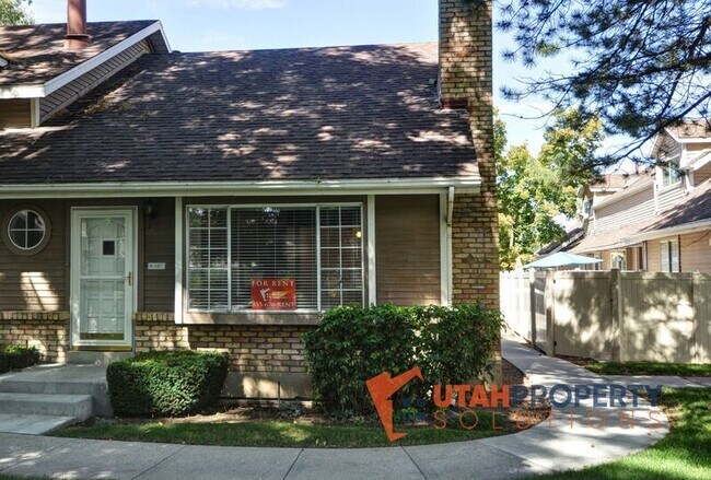 Foto del edificio - 687 E Countryside Ct