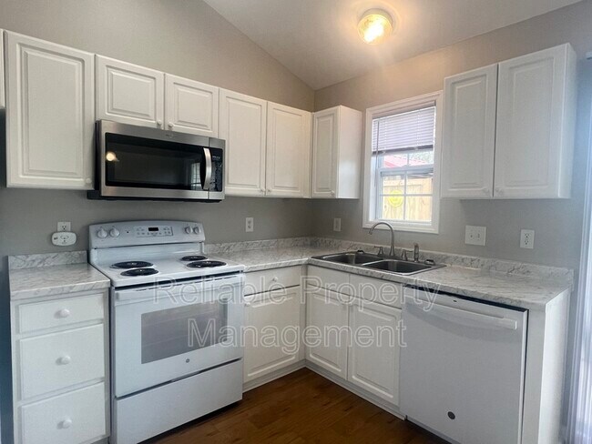 Foto del edificio - 5152 Limewood St