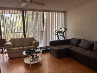 Building Photo - 2811 SW 87th Terrace