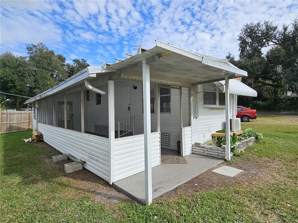 Primary Photo - 503 Longfellow Blvd