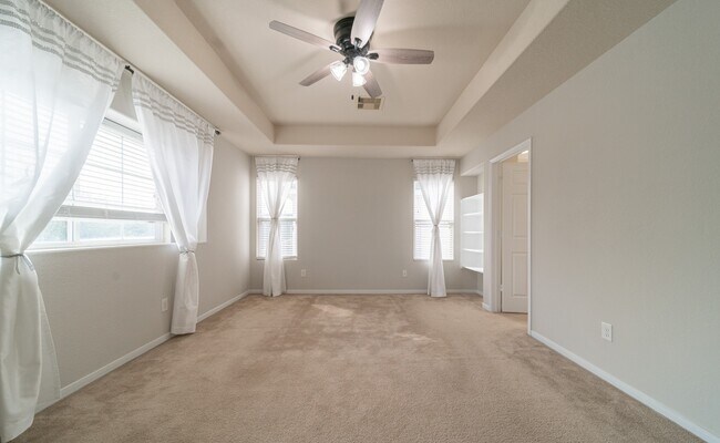 Foto del edificio - 18115 June Oak St